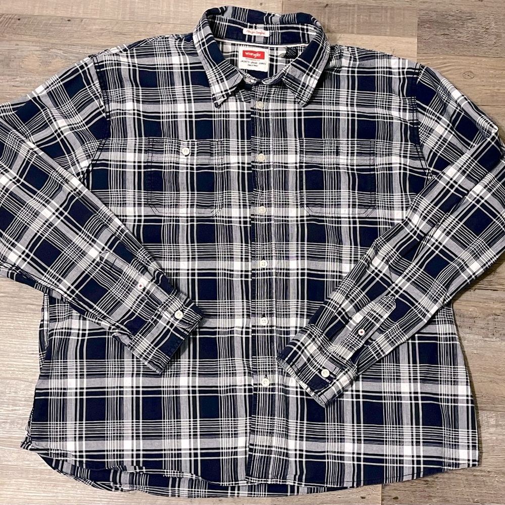Wrangler | Mens Dress Shirt | Size 2XL | Flannel Button Up | Long Sleeve | Plaid